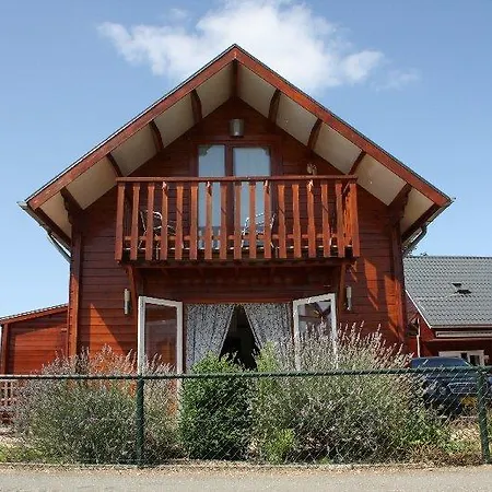 Chalet Viva La Vie Maaseik